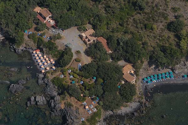 Villaggio Residence Illicini - con spiaggia privata di fronte all'Isola di Santo Janni